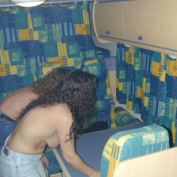 Lesben im Campingwagen