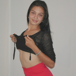 S��er Latina Teen