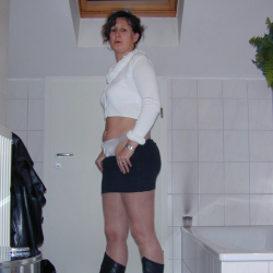Nackte Tatsachen aus privatem Badezimmer