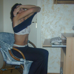 Nacktaufnahmen vor der Webcam!