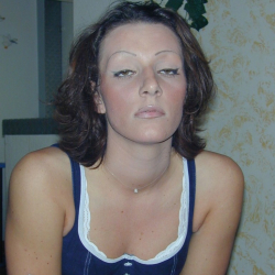 Nacktaufnahmen vor der Webcam!