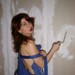 Privat beim Nacktstreichen fotografiert!