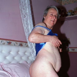 Sexbilder von Oma Ina