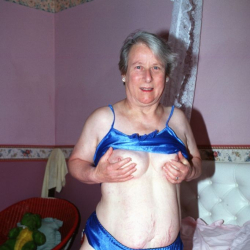 Sexbilder von Oma Ina