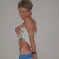 Desire� pralle Titten in Action! Geile Erotikfotos! 