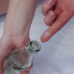 Natursekt-Spiele - Sabine in sexy Posen