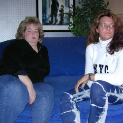 Erfahrene Verona zeigt sich mit der sehr dicken Betty - H�ngetitten