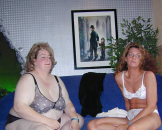 Erfahrene Verona zeigt sich mit der sehr dicken Betty - H�ngetitten