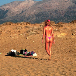 Nackte Haut am Strand!