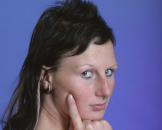 Klaudia zeigt ihre festen Br�ste!