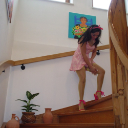 Sexy Jenny putzt die K�che