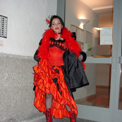 Rassige Latina! Hei�..