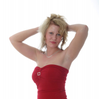 1 2.dvd 2.SexyModelle.31,99,200,200,1,16 *** nackt   Blondes Amateurgirl mit sexy Brüsten beim Shooting!!!  leseben  hollaback girl sie sucht ihn