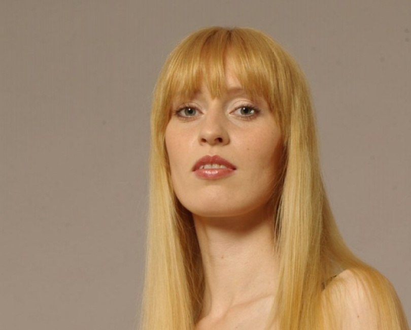 D�nnes Amateurmodel! Kleine Br�ste