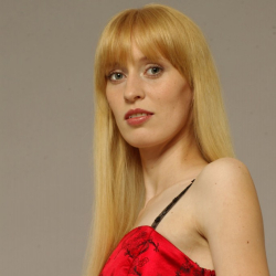 D�nnes Amateurmodel! Kleine Br�ste