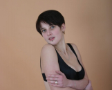 Absolut unerfahren ist dieses Amateurgirl. Dabei kann sich ihr s��er kleiner Hintern absolut sehen lassen. 