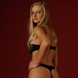 50zig Pic�s sportlich, elegant und sexy Dessous!! Blondes Amateurluder!!