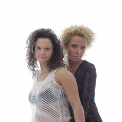 Hei�e Pic�s, zwei Amateurgirlsverw�hnen sich !!