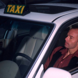 Scharfes Amateurluder verf�hrt den Taxifahrer! 