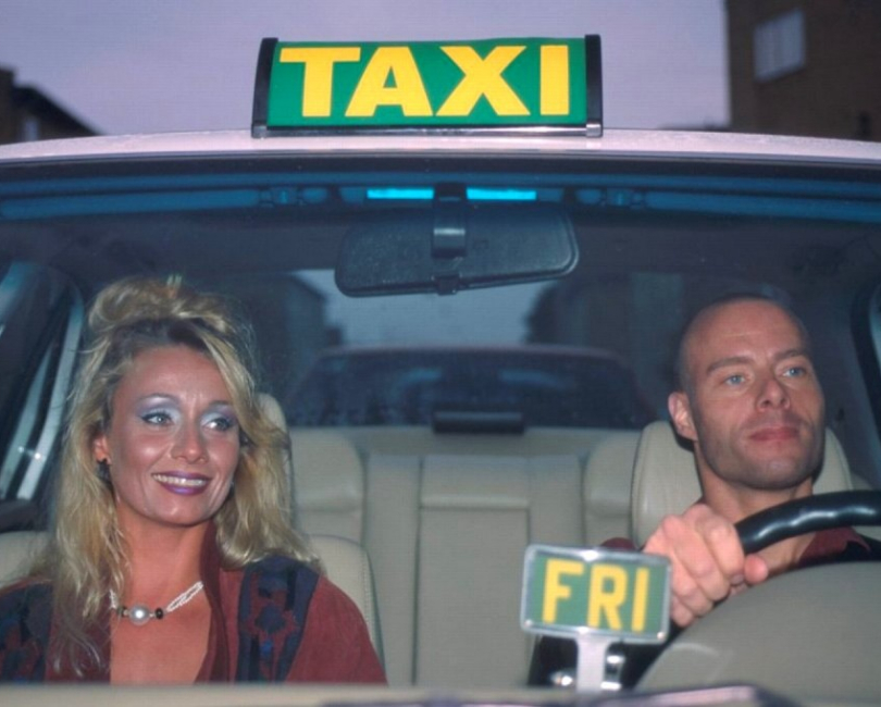 Scharfes Amateurluder verf�hrt den Taxifahrer! 