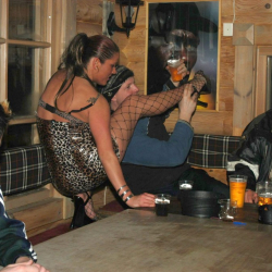 Hardcore_Fr1 strippt