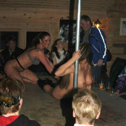 Hardcore_Fr1 strippt