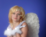 Sexy Bilder mit Virginie im Engelskost�m