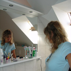 Private Sexfotos - Erfahrene Frau Dusche