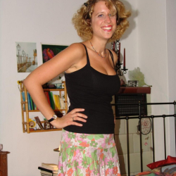 Deutsche Hausfrau nackt