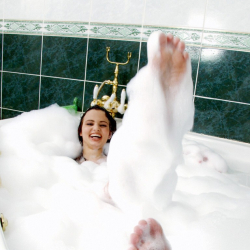 Hei�e Action unter der Dusche!